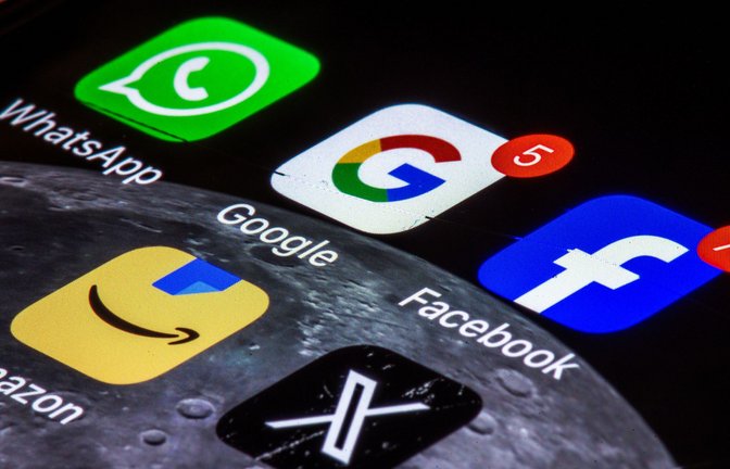 Wenige Großkonzerne dominieren derzeit die Internet- und Handy-Welt<span class='image-autor'>Foto: Jens Büttner/dpa</span>