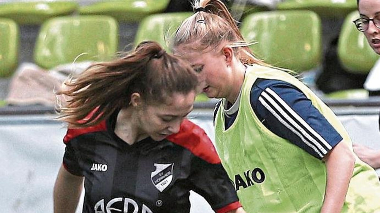 Cheyenne Kust (links) spielt mit dem SV Horrheim bei der Bezirksmeisterschaft. Foto: Archiv/Küppers Cheyenne Kust (links) spielt mit dem SV Horrheim bei der Bezirksmeisterschaft. Foto: Archiv/Küppers