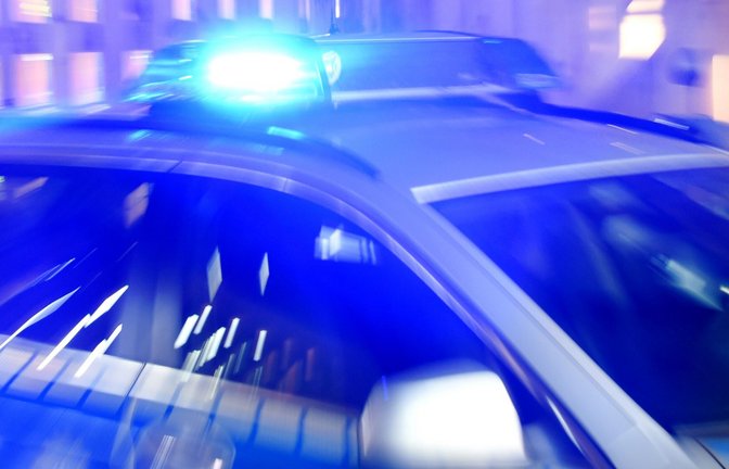 Die Polizei stoppte am Mittwoch einen Mann, der während der Fahrt offenbar einen Joint rauchte. (Symbolbild)<span class='image-autor'>Foto: picture alliance/dpa (Symbolbild)</span>