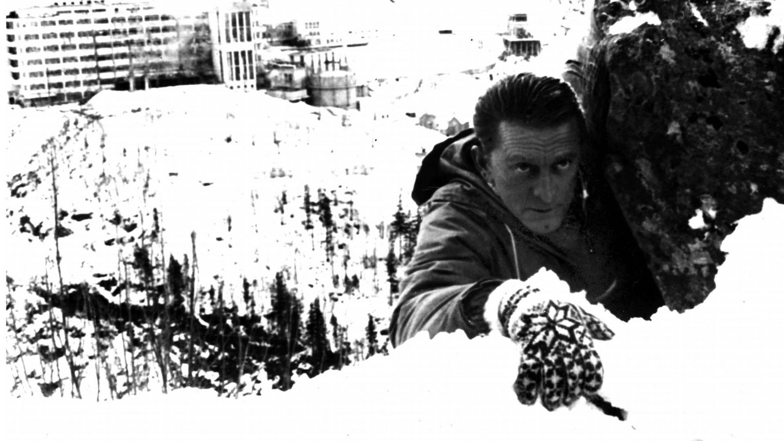 Kirk Douglas im Einsatz: Szene aus dem 1965 erschienenen Film „Kennwort: ,Schweres Wasser‘“Foto: imago /Ronald Grant/Mary Evans Picture Library via www.imago-images.de Kirk Douglas im Einsatz: Szene aus dem 1965 erschienenen Film „Kennwort: ,Schweres Wasser‘“Foto: imago /Ronald Grant/Mary Evans Picture Library via www.imago-images.de