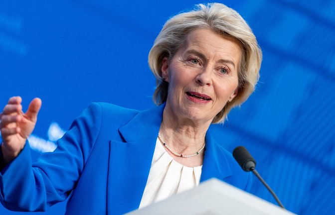EU-Kommissionschefin Ursula von der Leyen zeichnet das Bild einer neuen, durchsetzungsstarken EU-Außenpolitik. Das meiste davon ist im Moment allerdings Wunschdenken.<span class='image-autor'>Foto: Michael Kappeler/dpa</span>