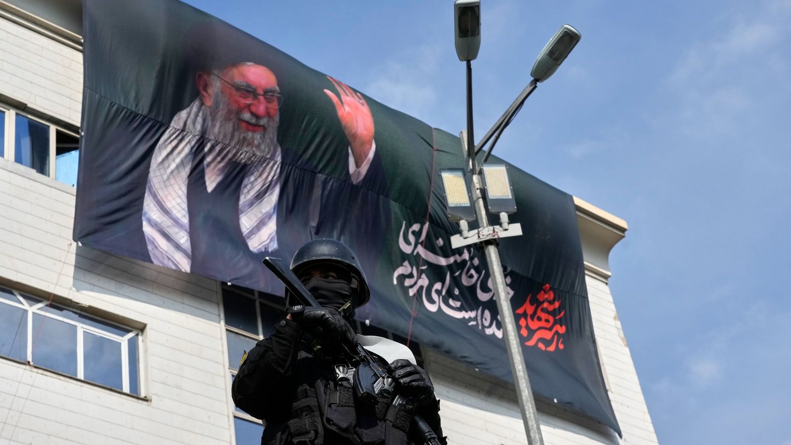 Das Regime in Teheran gibt sich nicht geschlagen.Foto: Vahid Salemi/dpa Das Regime in Teheran gibt sich nicht geschlagen.Foto: Vahid Salemi/dpa