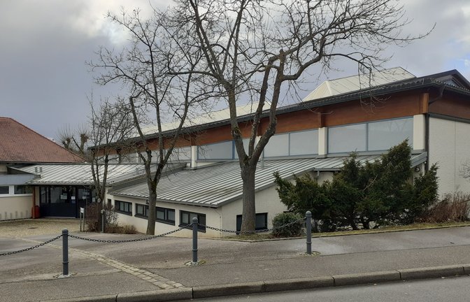 Im Rahmen des Haushaltsplans 2022 für die Stadt Oberriexingen fließen rund 500 000 Euro in die Sanierung der Sporthalle.  Foto: Glemser<span class='image-autor'>Foto: Glemser</span>