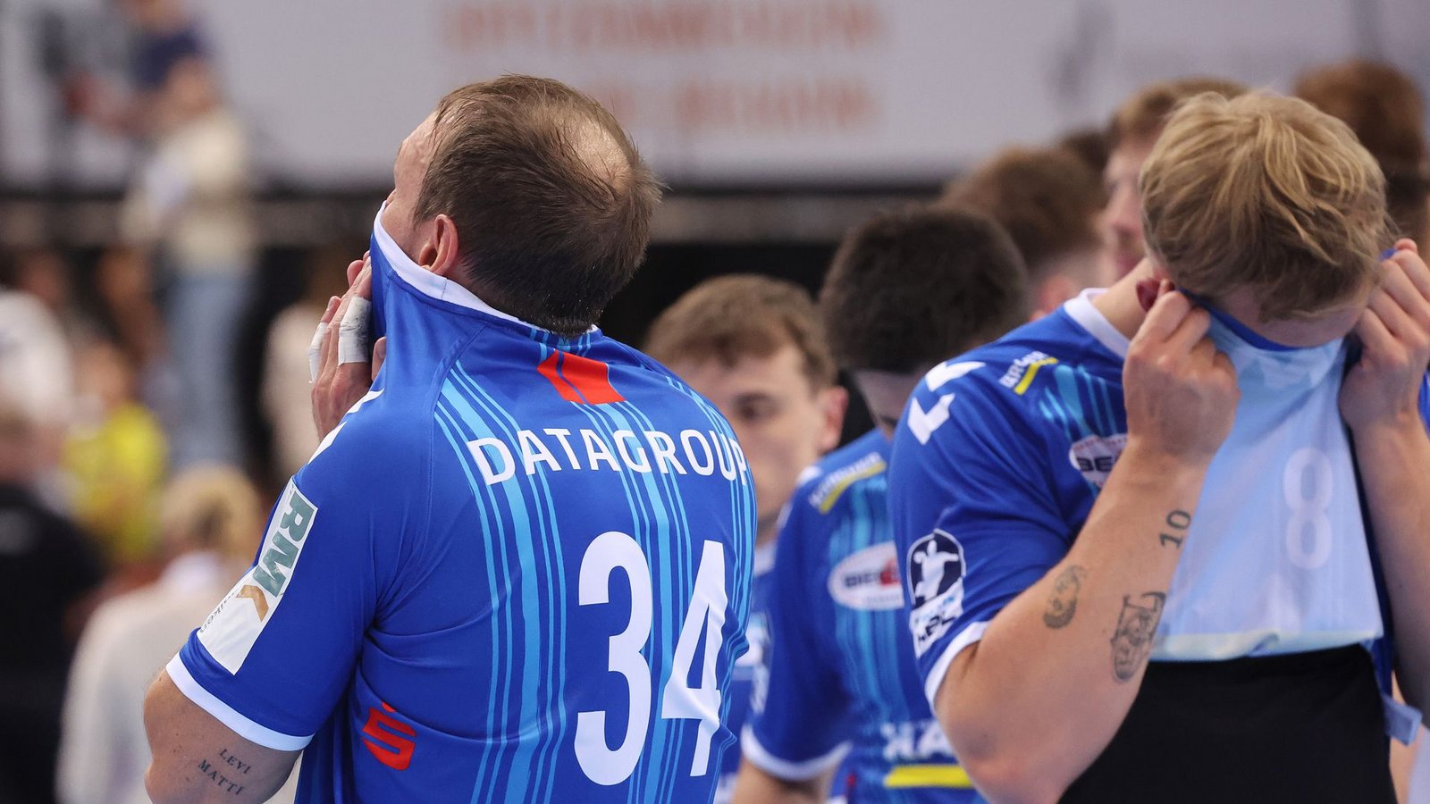 Kai Häfner und Nico Schöttle (re.) völlig gefrustet.Foto: Pressefoto Baumann