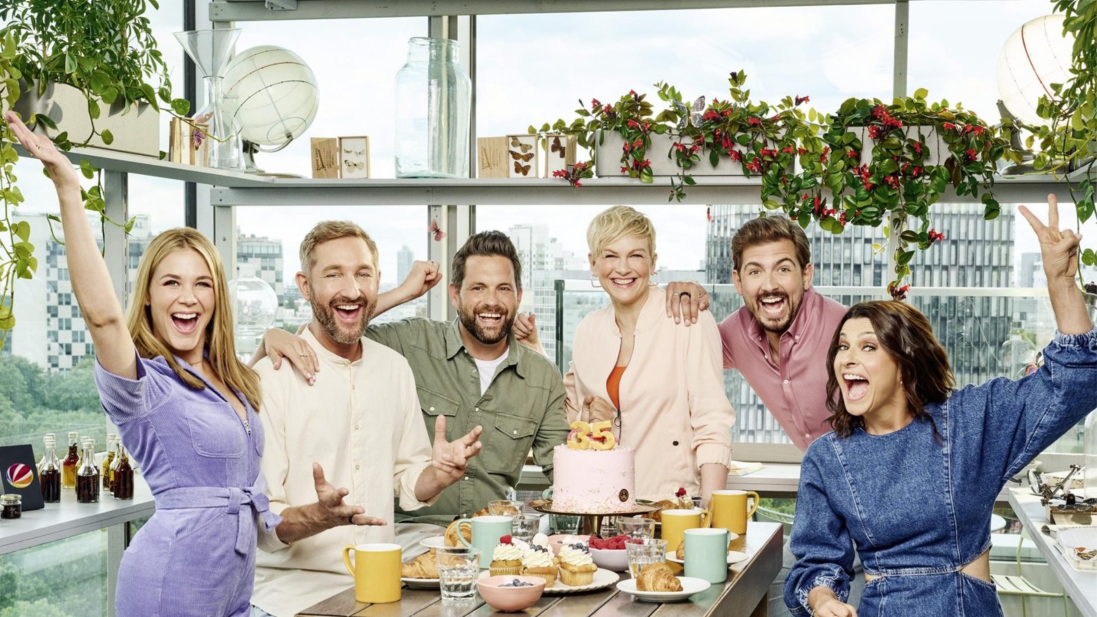 Alina Merkau; Daniel Boschmann; Matthias Killing; Karen Heinrichs; Christian Wackert; Marlene Lufen.Foto: SAT.1/Christoph Köstlin Alina Merkau; Daniel Boschmann; Matthias Killing; Karen Heinrichs; Christian Wackert; Marlene Lufen.Foto: SAT.1/Christoph Köstlin