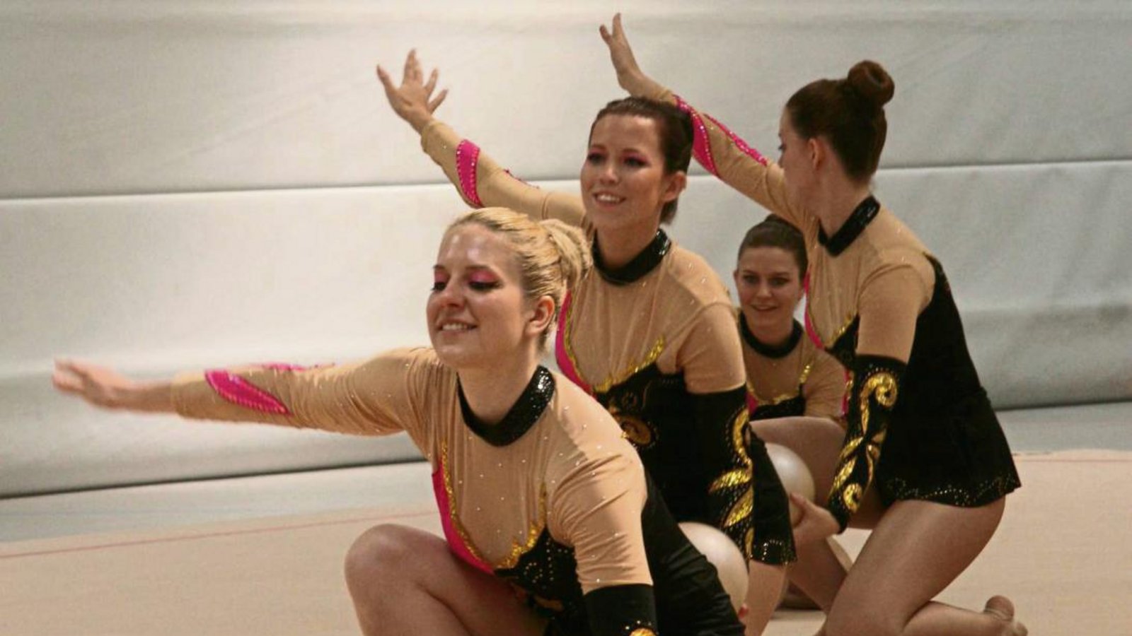 Am Samstag nur als Duo im Einsatz: Julia Weh und Jasmin Geske (von links) Foto: Archiv/Nachreiner