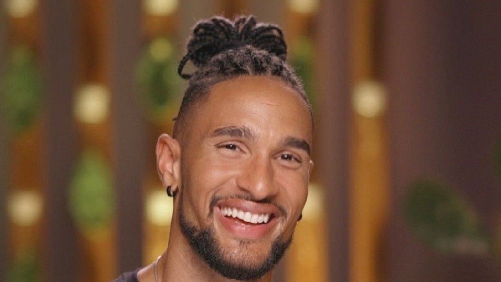In der Wiedersehensshow von "Der Bachelor" erfahren die Zuschauer, wie es David und seiner Außerwählten nach der Show erging.Foto: RTL