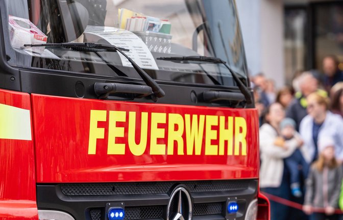 Die Feuerwehr versuchte zunächst vergeblich, den Brand zu löschen. (Symbolfoto)<span class='image-autor'>Foto: IMAGO/Bihlmayerfotografie/IMAGO/Michael Bihlmayer</span>