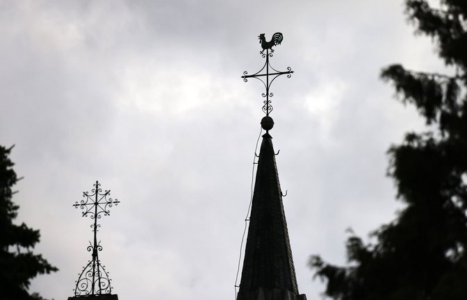 34 weitere Missbrauchsvorwürfe gegen Kirchenmitarbeiter hat das Bistum im vergangenen Jahr entgegengenommen. (Symbilbild)<span class='image-autor'>Foto: IMAGO/Panama Pictures/IMAGO/Christoph Hardt</span>