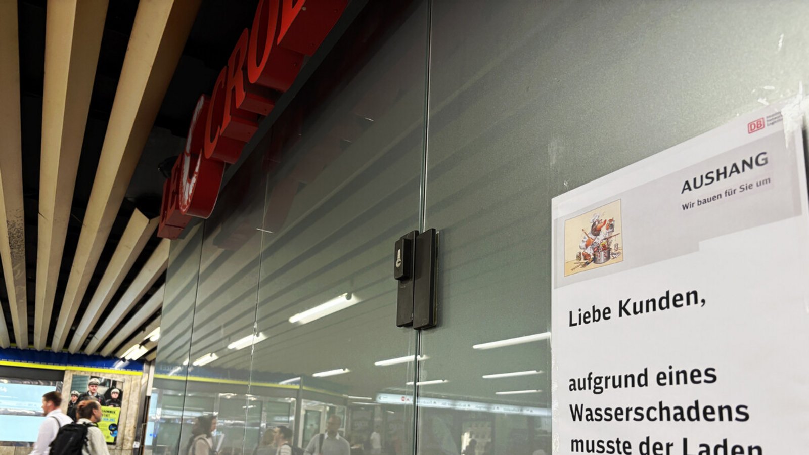 Die Backfiliale in der Klett-Passage ist wegen der Wasserproblematik geschlossen und öffnet auch nicht mehr.Foto: Milankovic Die Backfiliale in der Klett-Passage ist wegen der Wasserproblematik geschlossen und öffnet auch nicht mehr.Foto: Milankovic