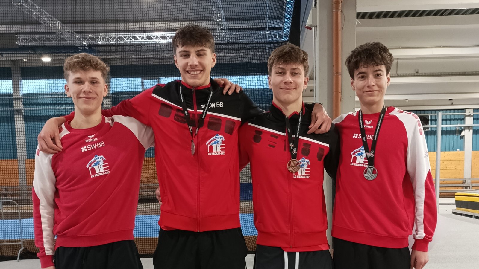 Lorenz Metzger (von links), Gero Noller, Konstantin Wünsche, Linus Totaro von der LG Neckar-Enz freuen sich über starke Leistungen. Foto: privat