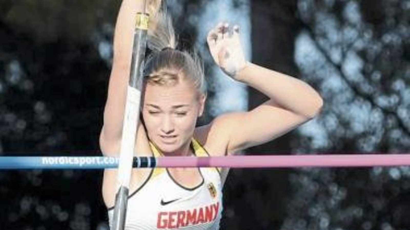 Bei der U-20-EM überspringt Tamara Schaßberger 4,05 Meter und stellt erneut ihre Saisonbestleistung ein. Foto: Hensel Bei der U-20-EM überspringt Tamara Schaßberger 4,05 Meter und stellt erneut ihre Saisonbestleistung ein. Foto: Hensel
