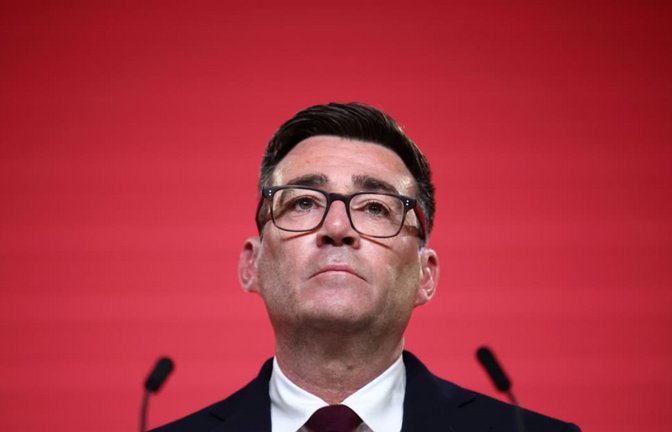 Andy Burnham hält eine Rede, nachdem er auf der „Sonderkonferenz der Labour-Partei“ im Zentrum von London   als neuer Parteivorsitzender der Labour-Partei und künftiger Premierminister des Landes bestätigt wurde.<span class='image-autor'>Henry Nicholls/Pool AFP/AP/dpa</span>