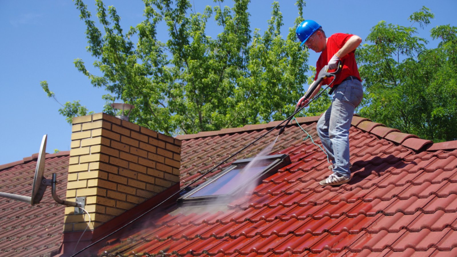 Manchmal muss der Fachmann ran.Foto: Skorzewiak / shutterstock.com Manchmal muss der Fachmann ran.Foto: Skorzewiak / shutterstock.com