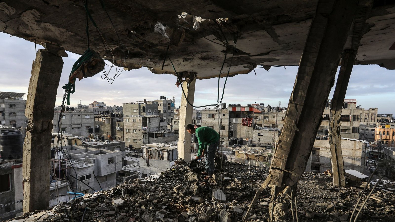 Viele Gebäude in Rafah wurden durch israelische Luftangriffe zerstört.Foto: dpa/Abed Rahim Khatib Viele Gebäude in Rafah wurden durch israelische Luftangriffe zerstört.Foto: dpa/Abed Rahim Khatib
