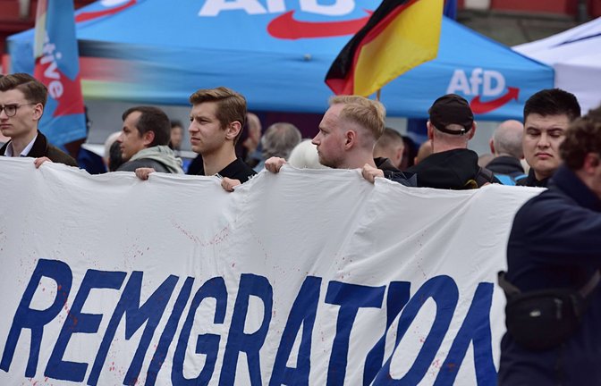Die Zahl der Rechtsextremisten ist in Baden-Württemberg um 28 Prozent gestiegen (Symbolbild)<span class='image-autor'>Foto: IMAGO/Daniel Kubirski</span>