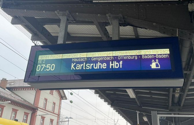 Auf den Gleisen rund um den Villinger Bahnhof ging am Mittwochmorgen nichts mehr.<span class='image-autor'>Foto: Breuninger</span>