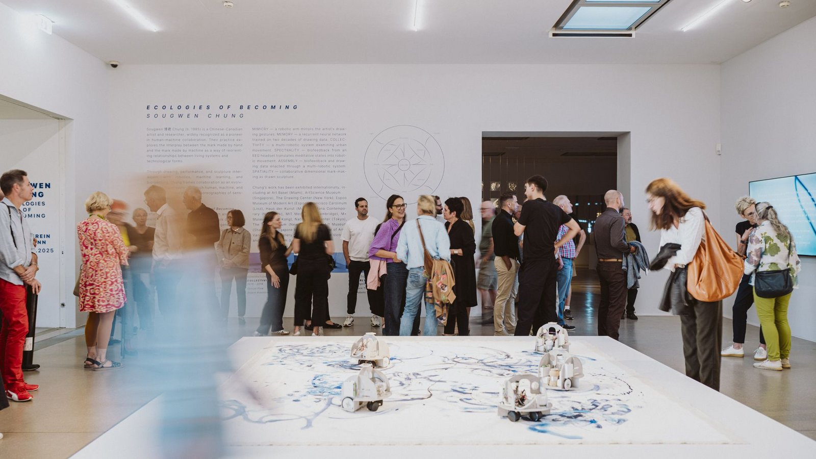 Was können die kleinen Roboter? Davon können sich die Besucherinnen und Besucher hier ein Bild machen.Foto: Nico Kurth Was können die kleinen Roboter? Davon können sich die Besucherinnen und Besucher hier ein Bild machen.Foto: Nico Kurth