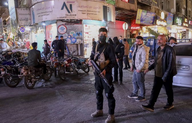 Alltag unter ständiger Bedrohung: Die Stadt Idlib im Nordwesten Syriens kehrt langsam zur Normalität zurück.<span class='image-autor'>Foto: IMAGO/Middle East Images</span>