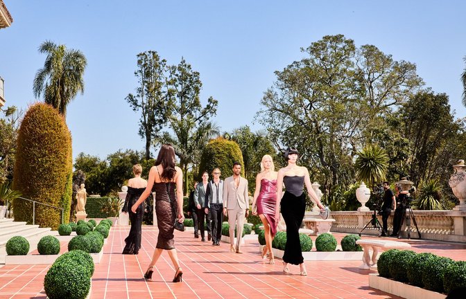 Die Models beim Entscheidungswalk in Folge 24.<span class='image-autor'>Foto: ProSieben/Max Montgomery</span>