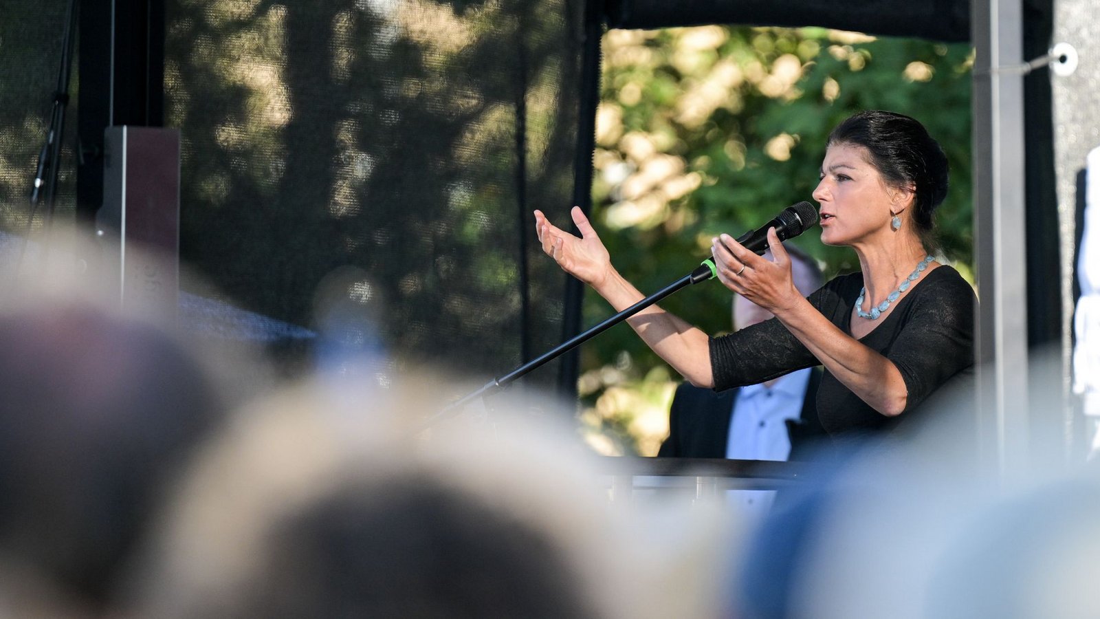 Sahra Wagenknecht tritt bei der Wahl nicht an – und ist im Wahlkampf doch omnipräsent.Foto: Hannes P. Albert/dpa/Hannes P Albert Sahra Wagenknecht tritt bei der Wahl nicht an – und ist im Wahlkampf doch omnipräsent.Foto: Hannes P. Albert/dpa/Hannes P Albert