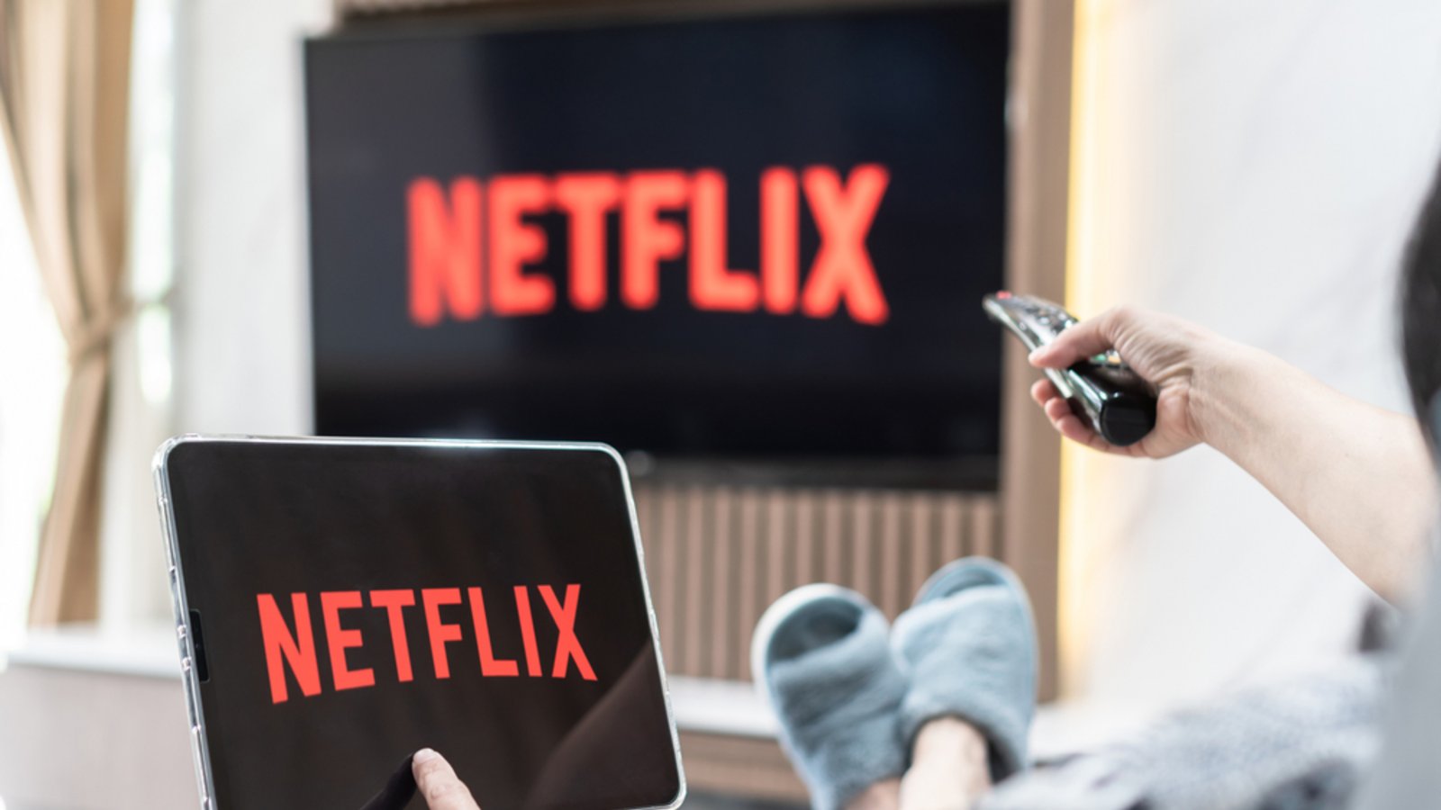 Netflix hat jahrelang Preise erhöht - doch nicht immer rechtmäßig. Erfahren Sie, wann Sie Geld zurückfordern können und worauf Sie achten sollten.Foto: Chinnapong / Shutterstock.com Netflix hat jahrelang Preise erhöht - doch nicht immer rechtmäßig. Erfahren Sie, wann Sie Geld zurückfordern können und worauf Sie achten sollten.Foto: Chinnapong / Shutterstock.com