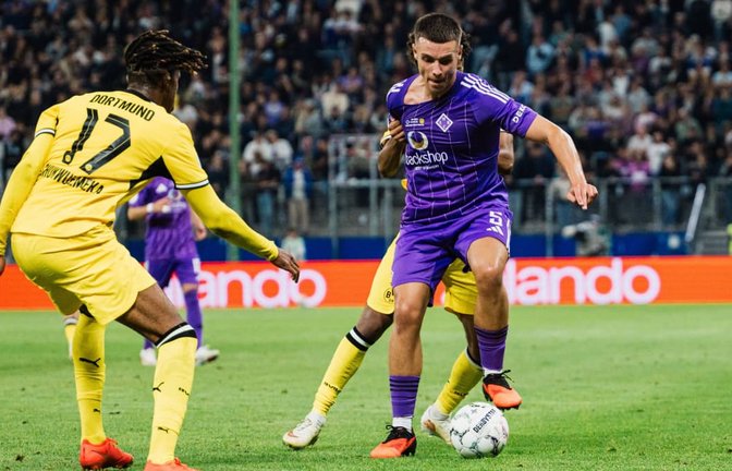 Semir Demirovic wurde im DFB-Pokalspiel gegen Borussia Dortmund nach 67 Minuten eingewechselt. Seinen größten Erfolg hatte er aber erst nach dem Schlusspfiff.<span class='image-autor'>IMAGO/BEAUTIFUL SPORTS/TonhÃ¤user</span>