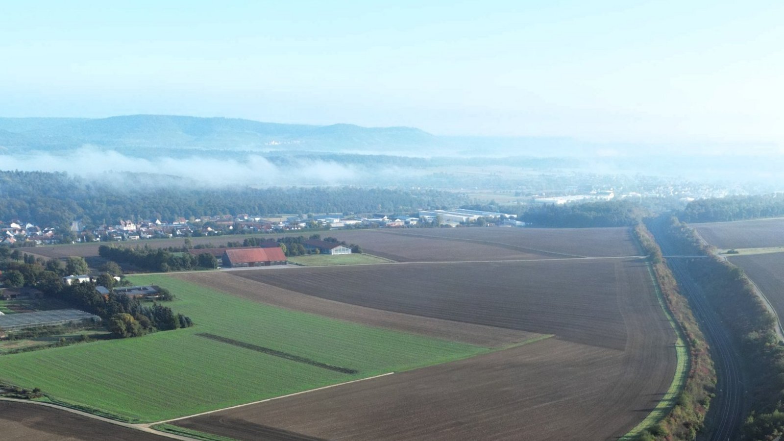 Auf dem Weitfeld bei Kleinglattbach sollen ein Windpark und eine Photovoltaikanlage entstehen. Archivfoto: Küppers/VKZ Auf dem Weitfeld bei Kleinglattbach sollen ein Windpark und eine Photovoltaikanlage entstehen. Archivfoto: Küppers/VKZ