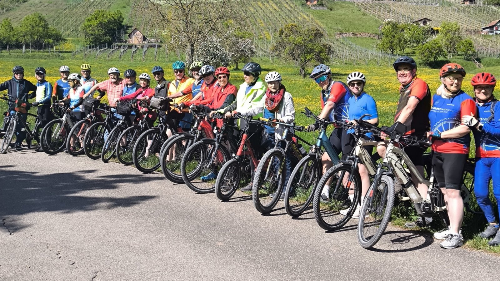 Radsportverein Vaihingen RSV Saisonbeginn Radtour Fahrrad fahren Zweirad Radler Fahrradhelm Foto:p