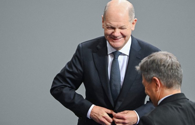 Das war’s: Bundeskanzler Olaf Scholz nach der Vertrauensfrage. Vor ihm steht Vize-Kanzler Robert Habeck.<span class='image-autor'>Foto: /</span>