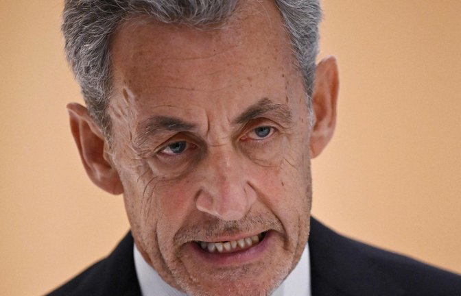 Der 70-jährige Sarkozy muss in Haft.<span class='image-autor'>Foto: AFP/JULIEN DE ROSA</span>