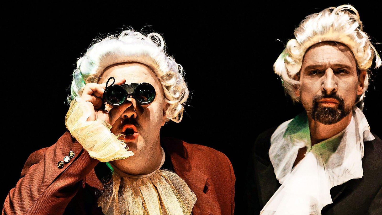 Blick durch die AdelsbrilleFoto: Jeanette Bak Blick durch die AdelsbrilleFoto: Jeanette Bak