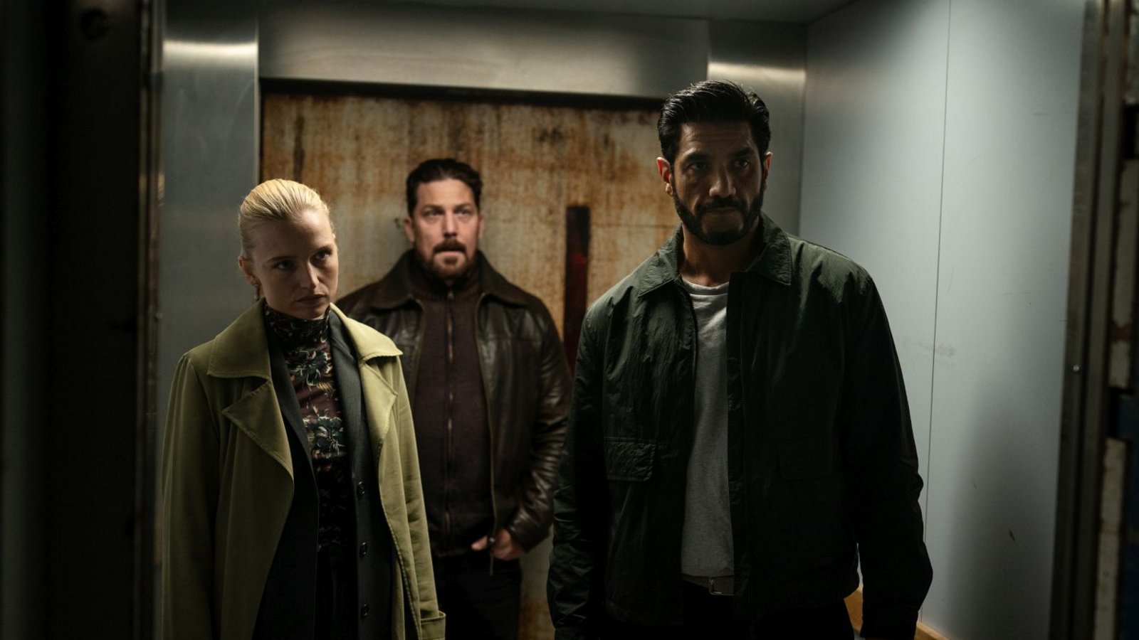 Clara Dessau als Tea, Dan Boie Kratfeldt als Niko und Afshin Firouzi als Miran in "Die Legende" (v.l.n.r.)Foto: Netflix Clara Dessau als Tea, Dan Boie Kratfeldt als Niko und Afshin Firouzi als Miran in "Die Legende" (v.l.n.r.)Foto: Netflix