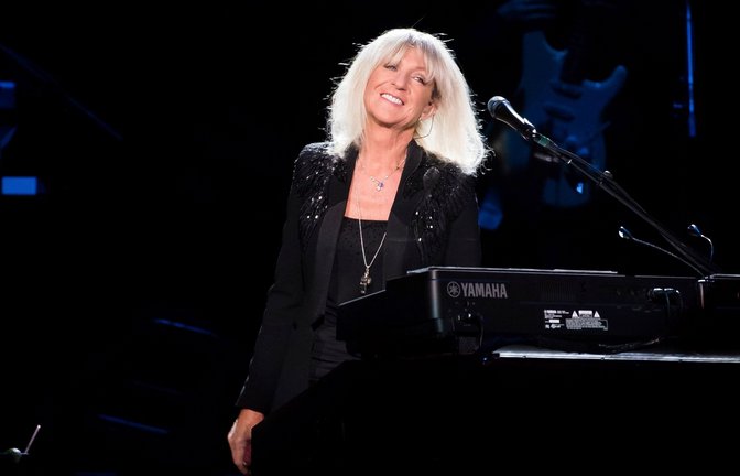 Christine McVie von der Band Fleetwood Mac tritt im Madison Square Garden auf. Die britische Sängerin und Songwriterin ist tot.<span class='image-autor'>Foto: Charles Sykes/Invision/AP/dpa</span>