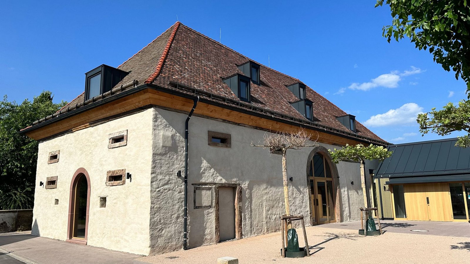 Von Bürgern gerettet und mit einem der vier Hauptpreise ausgezeichnet: Die Zehntscheuer in  Karlsdorf-Neuthard im Landkreis Karlsruhe.Foto: MLW/Bürgerstiftung Karlsdorf-Neuthard e.V.
