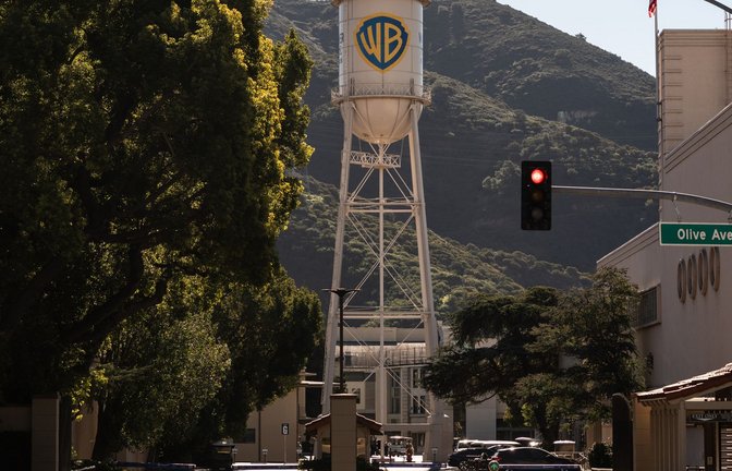Warner Brothers soll nun doch von Paramount übernommen werden. (Archivbild)<span class='image-autor'>Foto: Jae C. Hong/AP/dpa</span>