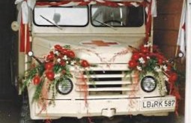 Der Hanomag wurde auch als „Hochzeitskutsche“ herausgeputzt.  Foto: p