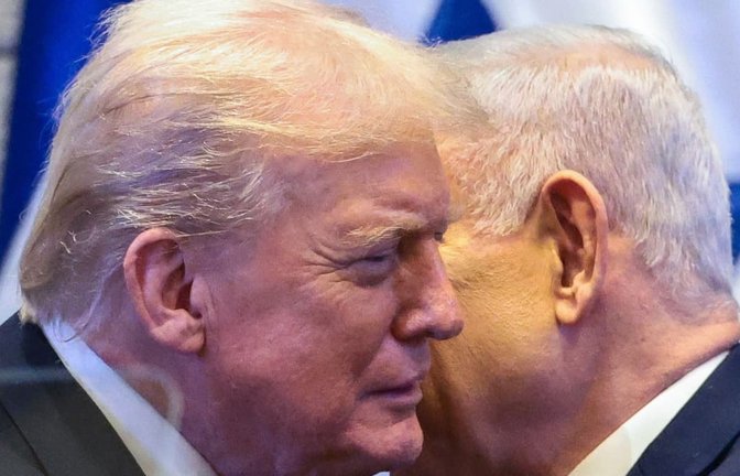 Nicht mehr auf einer Wellenlänge: US-Präsident Donald Trump (l.) und Israels Ministerpräsident Benjamin Netanjahu (hier bei einem Treffen im Jahr 2025).<span class='image-autor'>Evelyn Hockstein/Pool Reuters/AP/dpa</span>