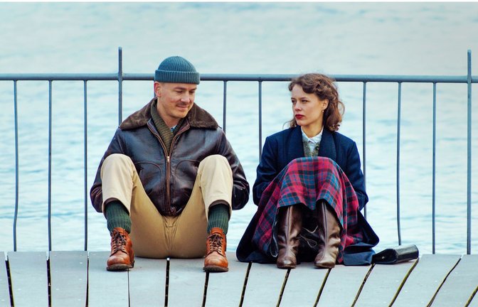 Paula Beer als Julika Stiller-Tschudy,  Albrecht Schuch als James Larkin White. 

Foto: Studiocanal/epd<span class='image-autor'>Foto: epd</span>