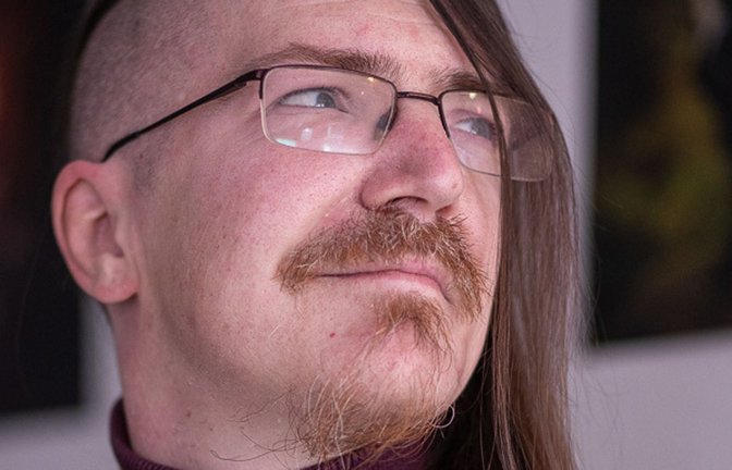 Der 39-jährige Christian Fein hatte eine außergewöhnliche Idee, um der Einsamkeit an den Feiertagen entgegenzuwirken.<span class='image-autor'>Foto: Christian Fein</span>