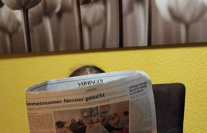 Früh übt sich: „Auch unser Enkelkind (fünf Jahre) liest schon interessiert die VKZ“, schreibt uns unser Leser Thomas Burger aus Nussdorf und schickt als Beweis diesen schönen Schnappschuss mit.