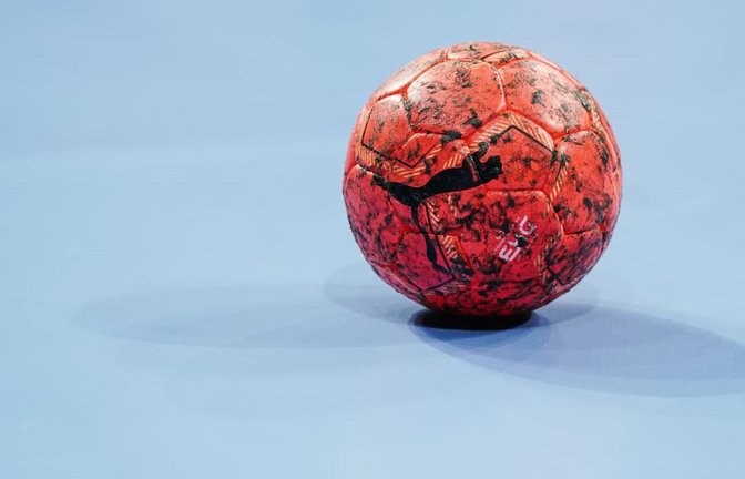 Der Handball ist zurzeit der Freund der Neuhausener.<span class='image-autor'>dpa</span>