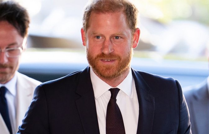 Prinz Harry will den Zwist mit seinem Vater und seinem Bruder beenden. (Archivfoto)<span class='image-autor'>Jordan Pettitt/PA Wire/dpa</span>
