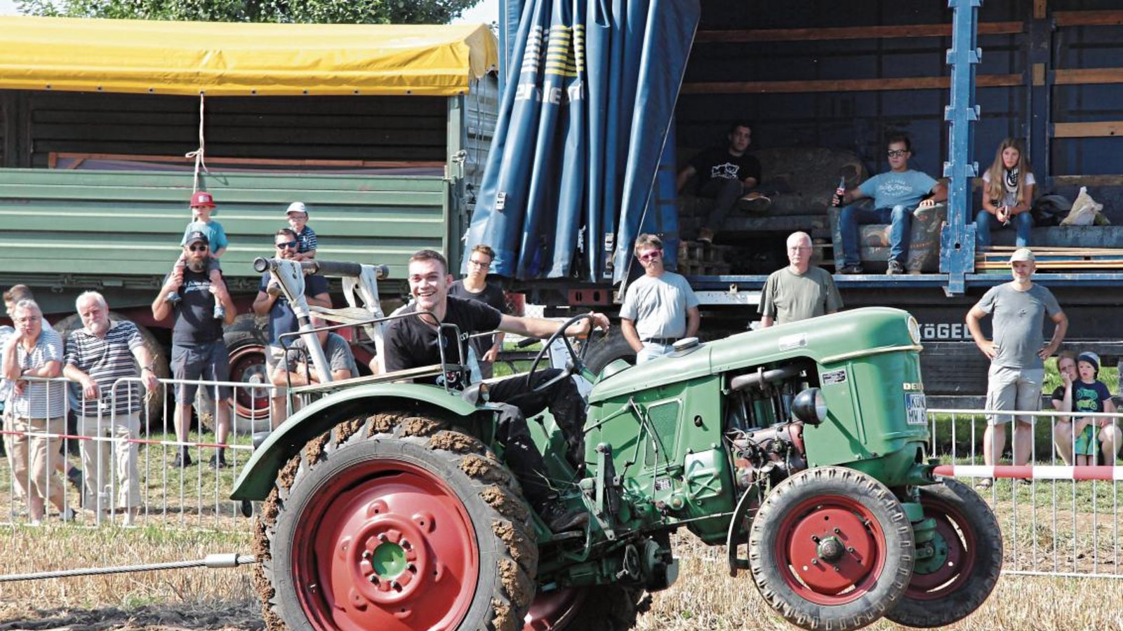 Nur mit der richtigen Technik und mit Fingerspitzengefühl war im morastigen Boden ein Vorankommen möglich. Fotos: Banholzer Nur mit der richtigen Technik und mit Fingerspitzengefühl war im morastigen Boden ein Vorankommen möglich. Fotos: Banholzer