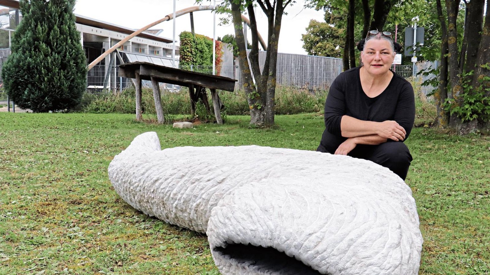 Das Werk von Claudia Dietz symbolisiert ein keltisches Trinkhorn. Fotos: Gergen