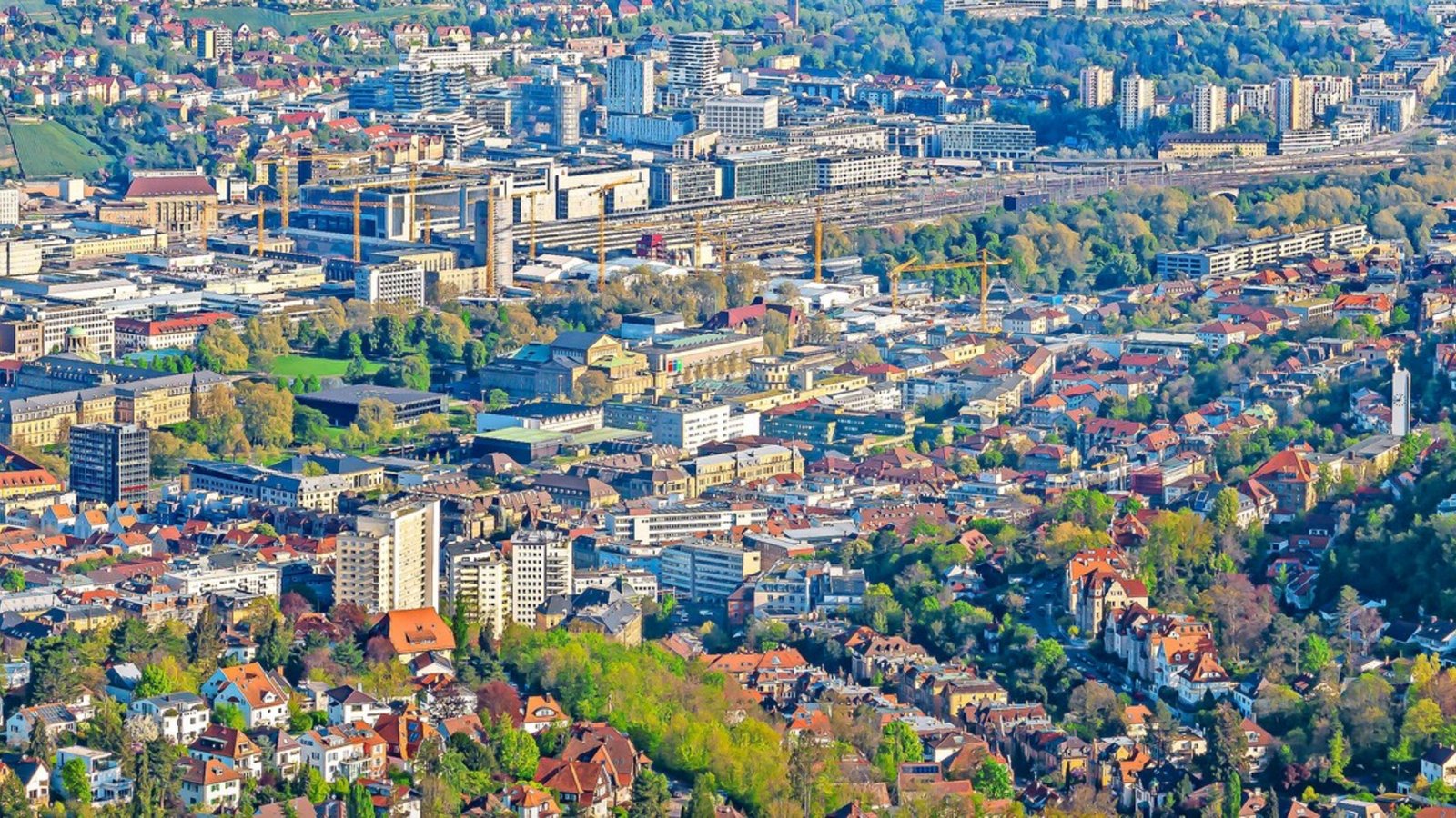Stuttgart will bis in 2035 emissionsfrei sein.Foto: Imago/Arnulf Hettrich Stuttgart will bis in 2035 emissionsfrei sein.Foto: Imago/Arnulf Hettrich