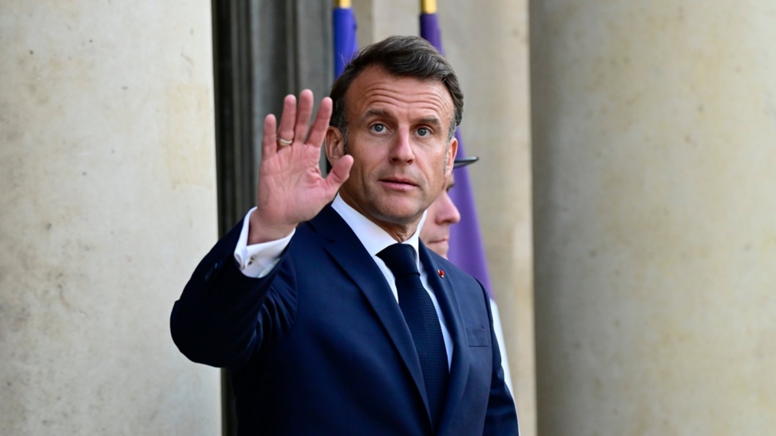 Macron muss nicht zurücktreten.Foto: Federico Pestellini / shutterstock.com Macron muss nicht zurücktreten.Foto: Federico Pestellini / shutterstock.com