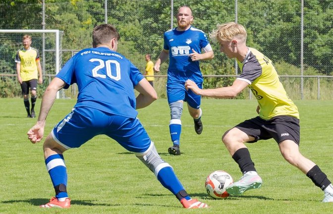 Tim Oehler (re.) und die SpVgg Aidlingen entschieden in der vergangenen Saison das Derby für sich.<span class='image-autor'>Eibner/Carsten Schwering</span>