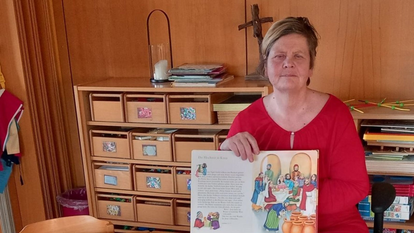 Seit vier Jahrzehnten arbeitet Renate Trommer aus Hohenhaslach als Erzieherin. Foto: Glemser Seit vier Jahrzehnten arbeitet Renate Trommer aus Hohenhaslach als Erzieherin. Foto: Glemser