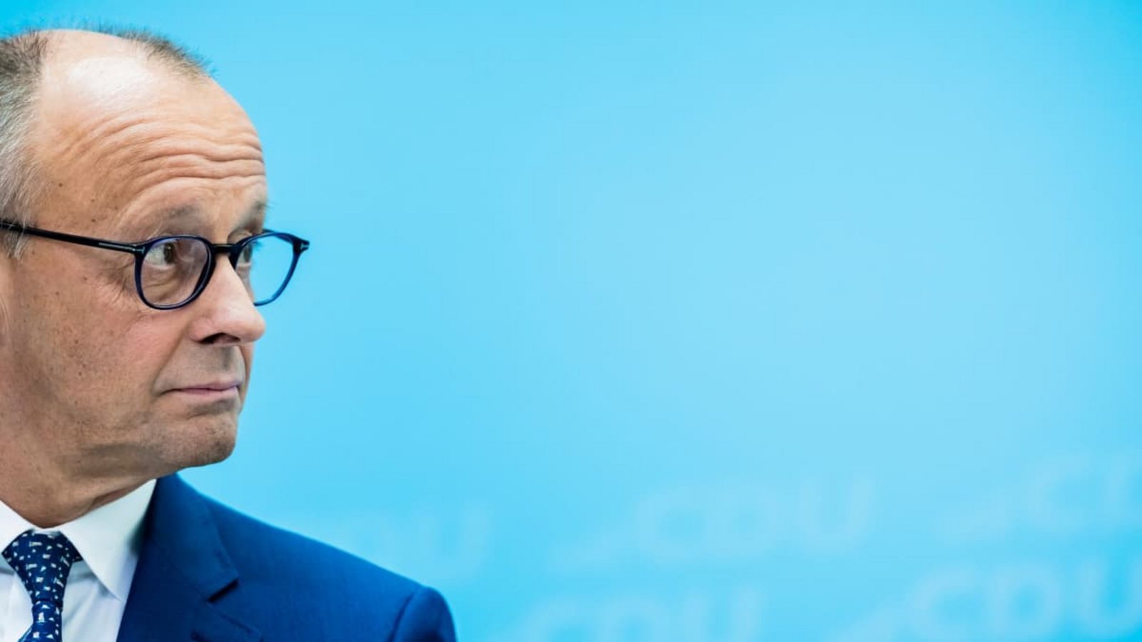 Reformen im Blick: Kanzler Friedrich Merz will sich nicht „beirren lassen“. Aber was, wenn seine Regierung längst beirrt ist?Christoph Soeder/dpa Reformen im Blick: Kanzler Friedrich Merz will sich nicht „beirren lassen“. Aber was, wenn seine Regierung längst beirrt ist?Christoph Soeder/dpa
